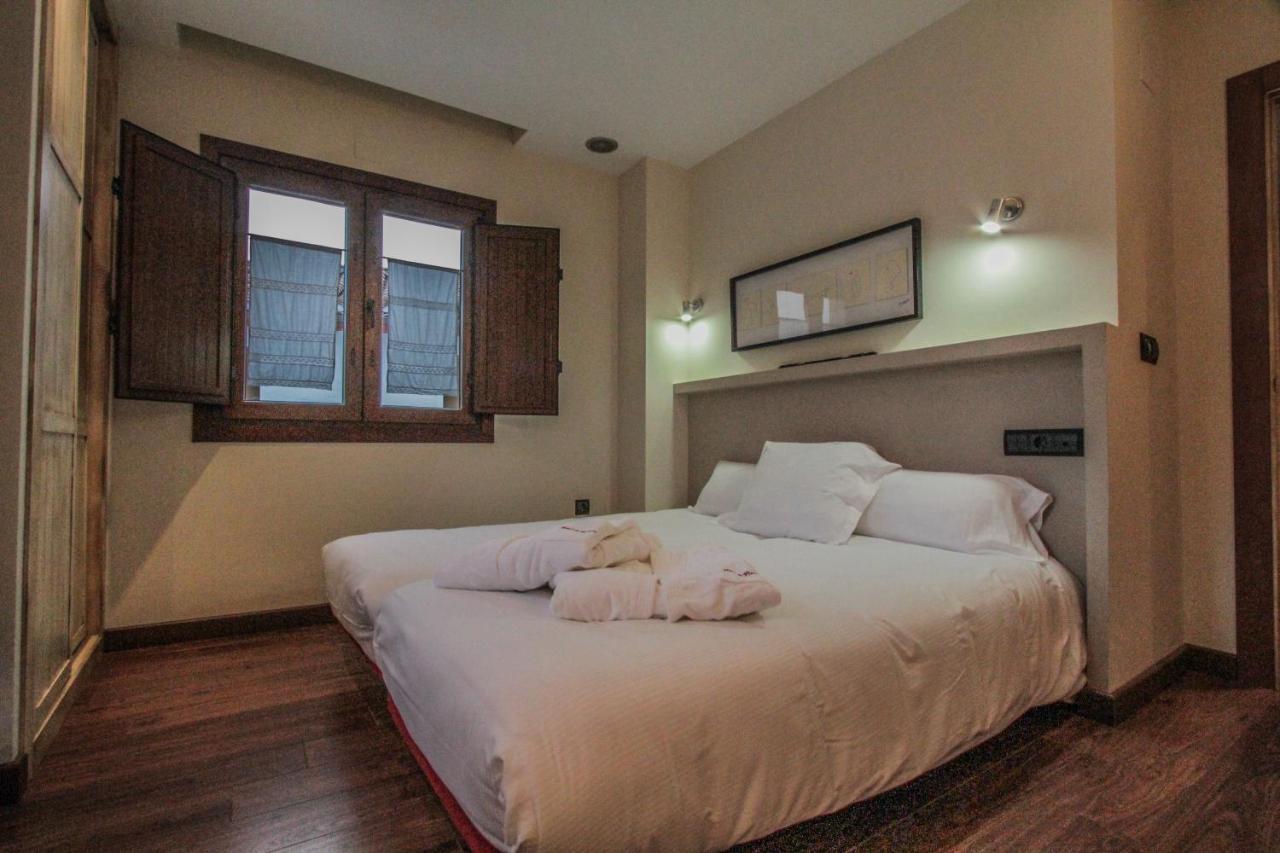 Apartamentos Turisticos Aguas De Viznar Екстер'єр фото