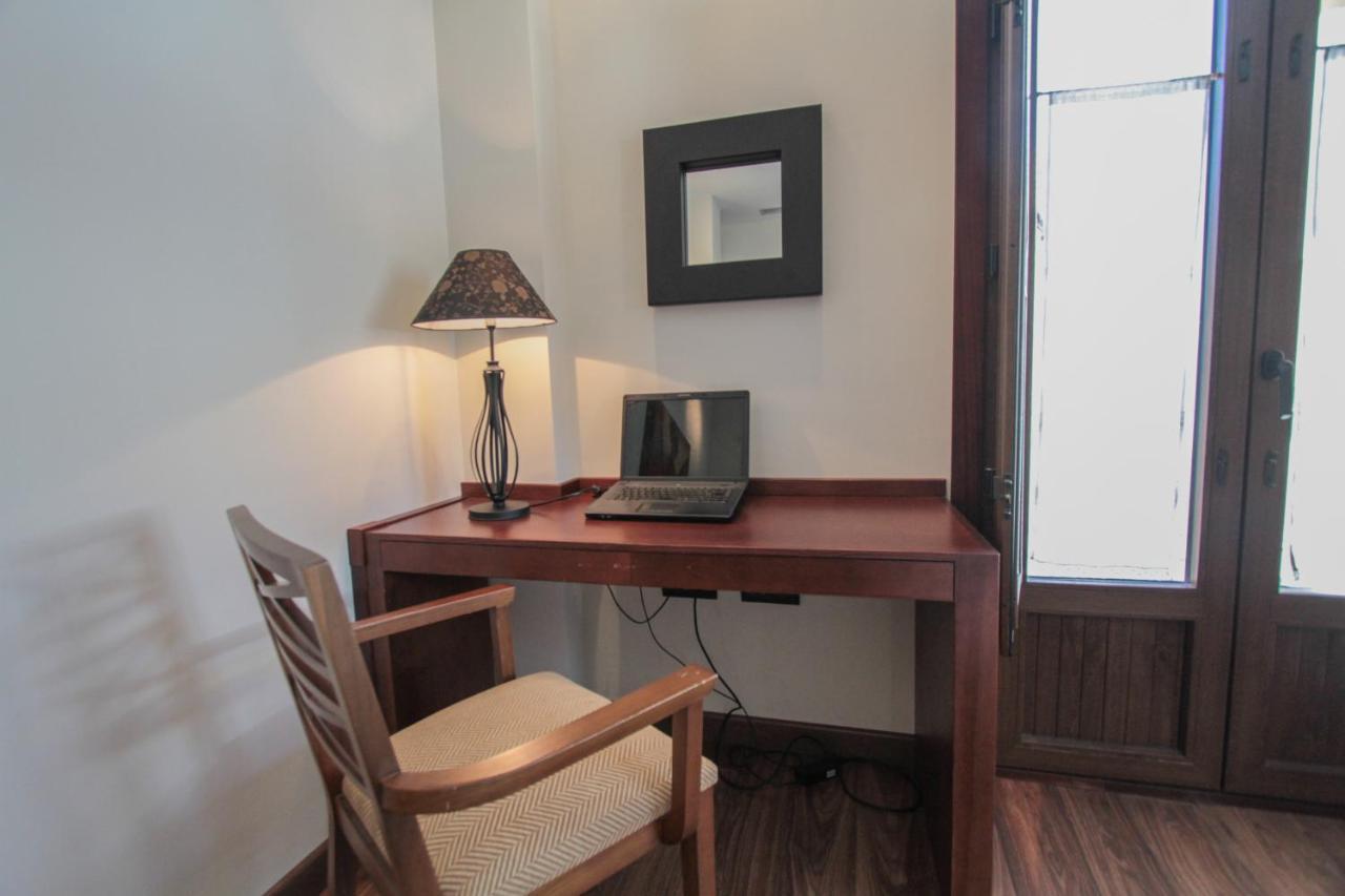 Apartamentos Turisticos Aguas De Viznar Екстер'єр фото